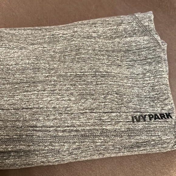 open back short sleeve top IVY PARK - Picture 4 of 4